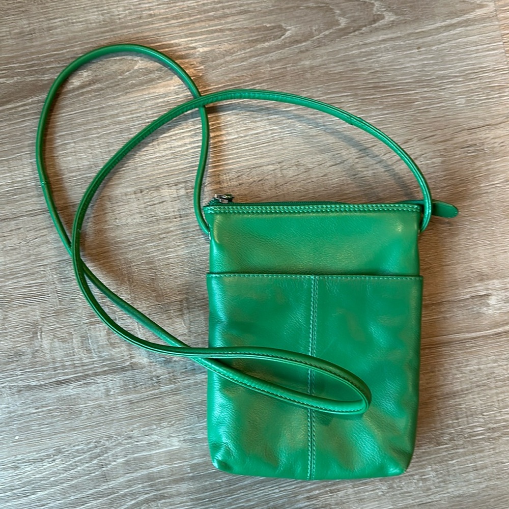 ILI  New York Purse genuine Leather Crossbody bag Interior & exterior zip pocket